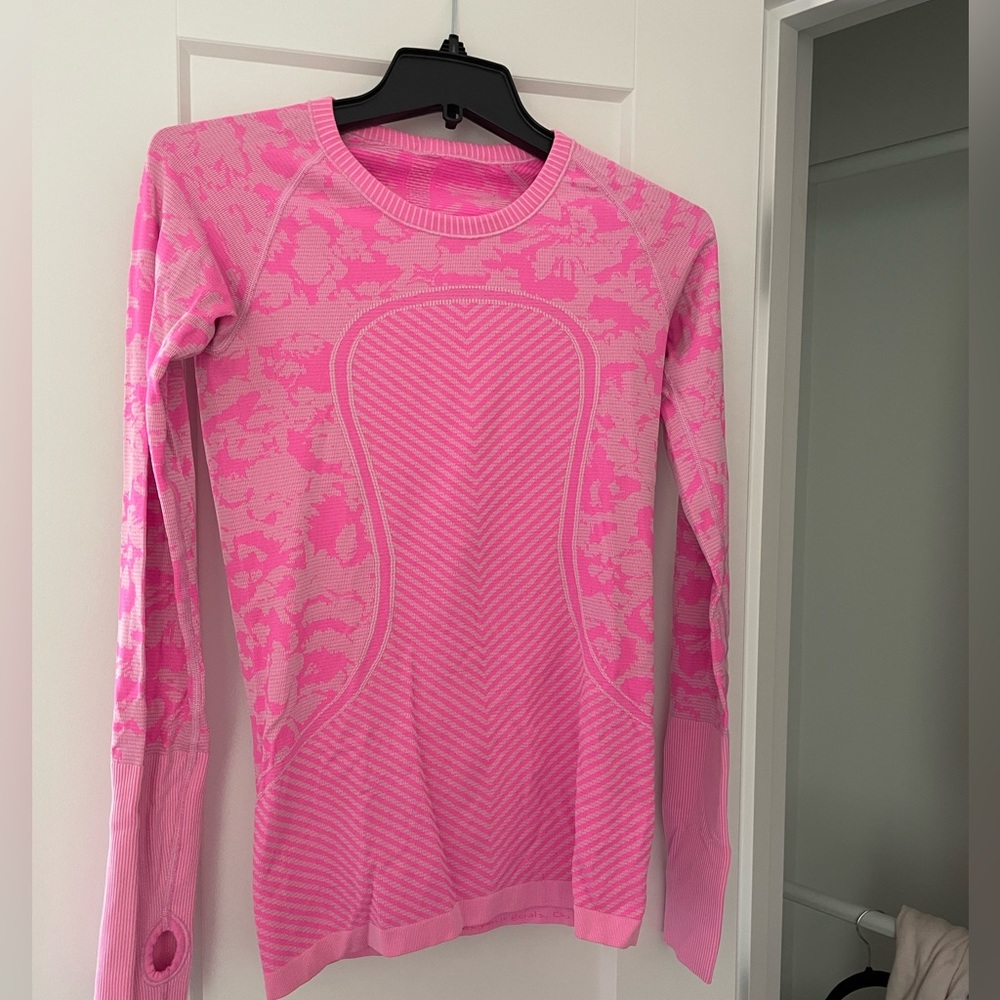 Lululemon Run Swiftly Pink Long Sleeve Sz 6